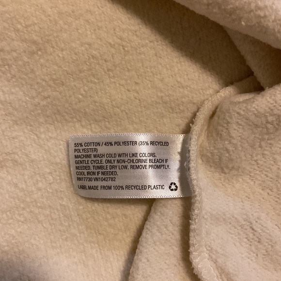 Universal thread cream colored pullover sweater - Picture 4 of 4